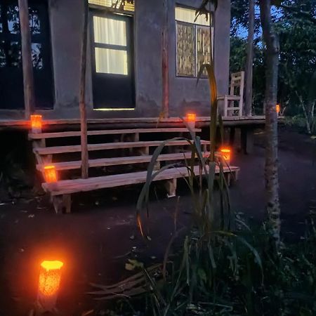 Вілла Kibale River Camp Lake Nyabikere Екстер'єр фото
